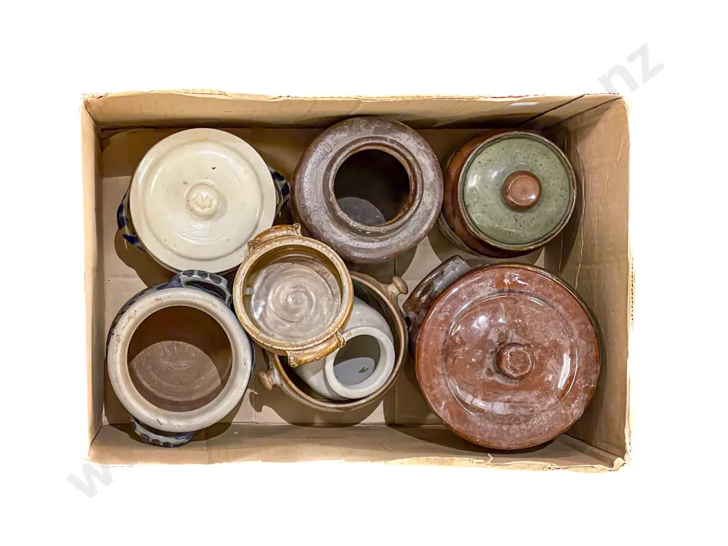 Small Quantity of Assorted Pottery & Stoneware etc Image 1++