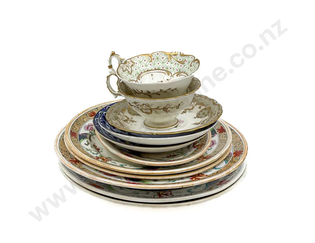 Small Quantity of Assorted Fancy China Image 1++
