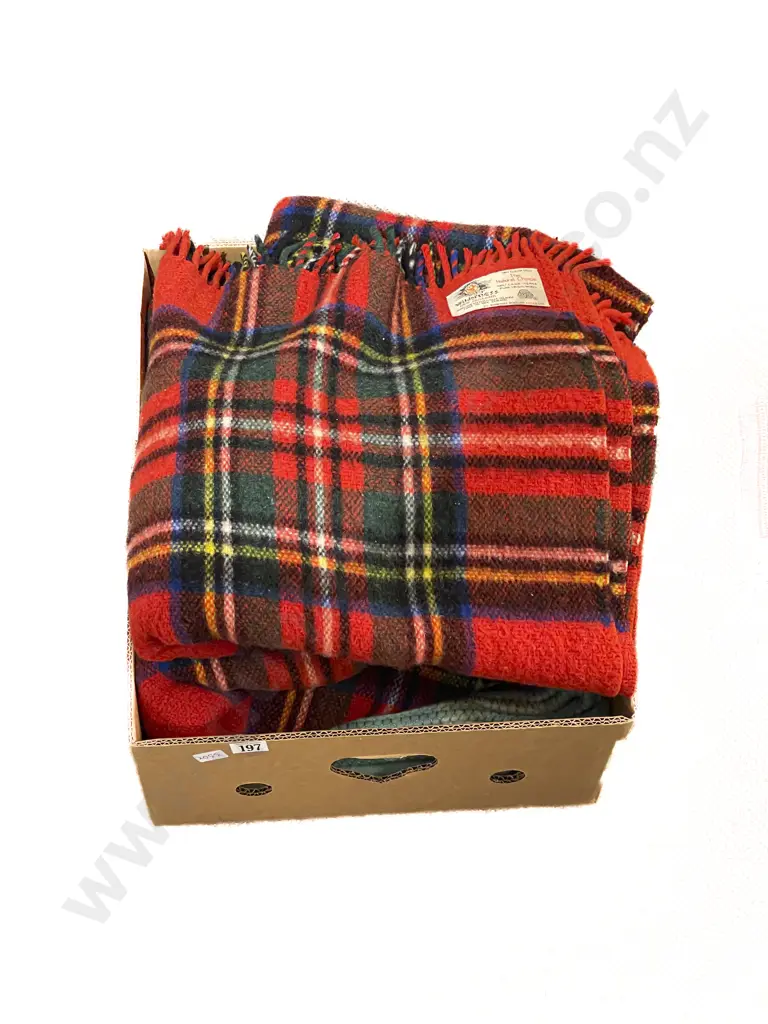 Pair NZ Wanganui Woollen Mills Travel Rugs & Blanket Image 1++