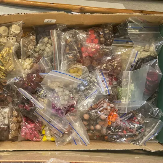 Good Quantity Mixed Beads