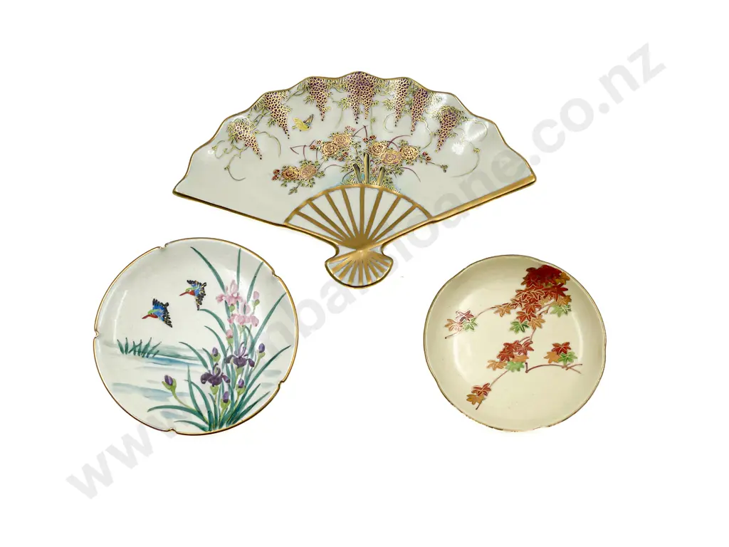 Three Assorted Satsuma Dishes Image 1++