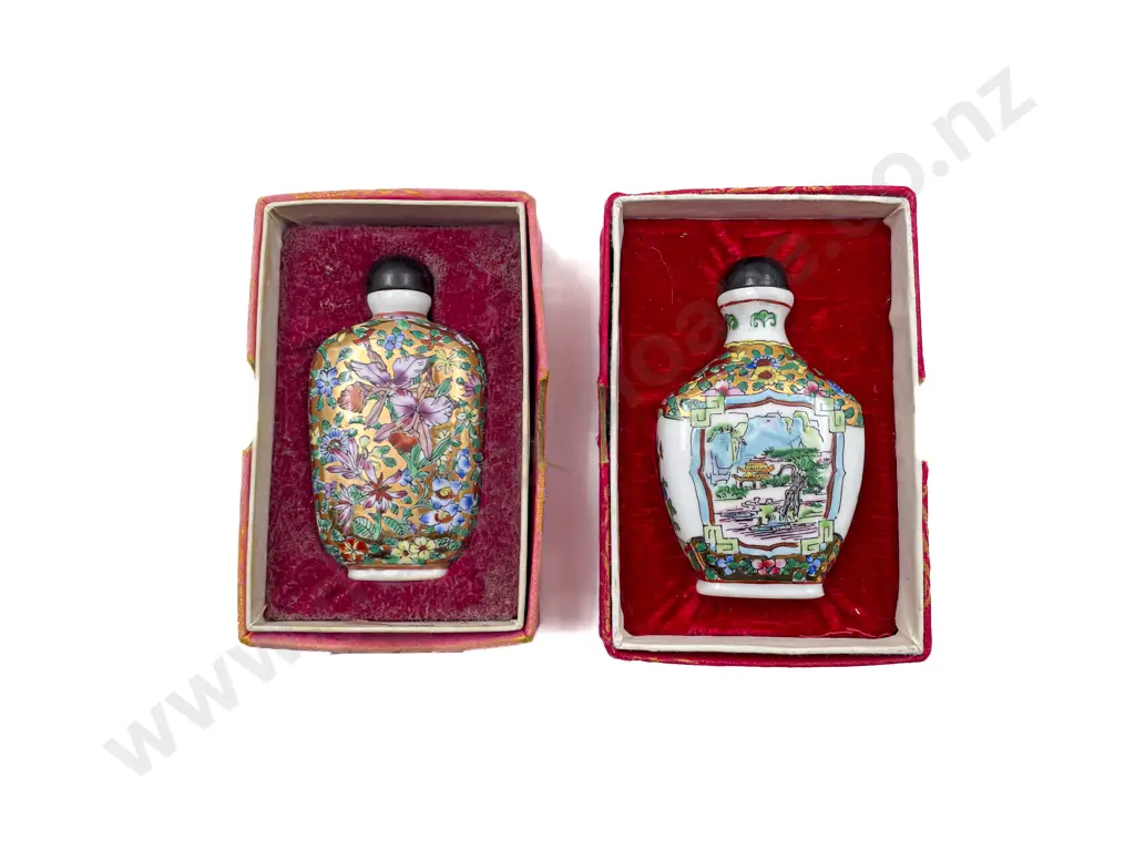 Two Boxed Snuff Bottles Image 1++
