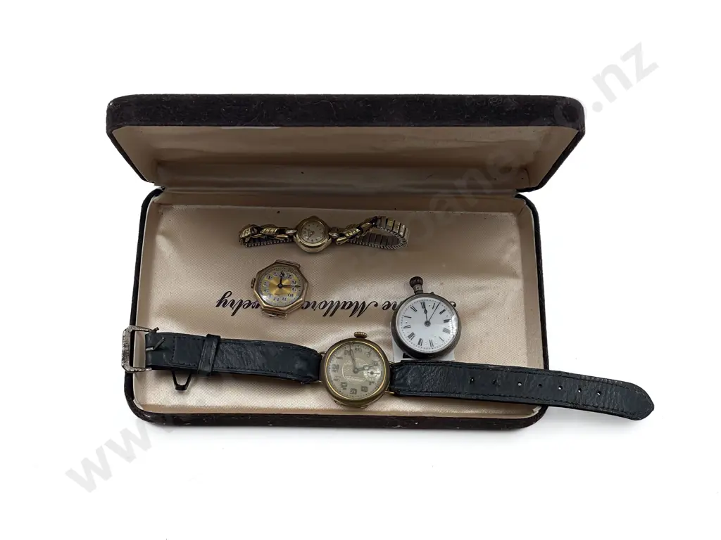 Four Assorted Vintage Watches Image 1++