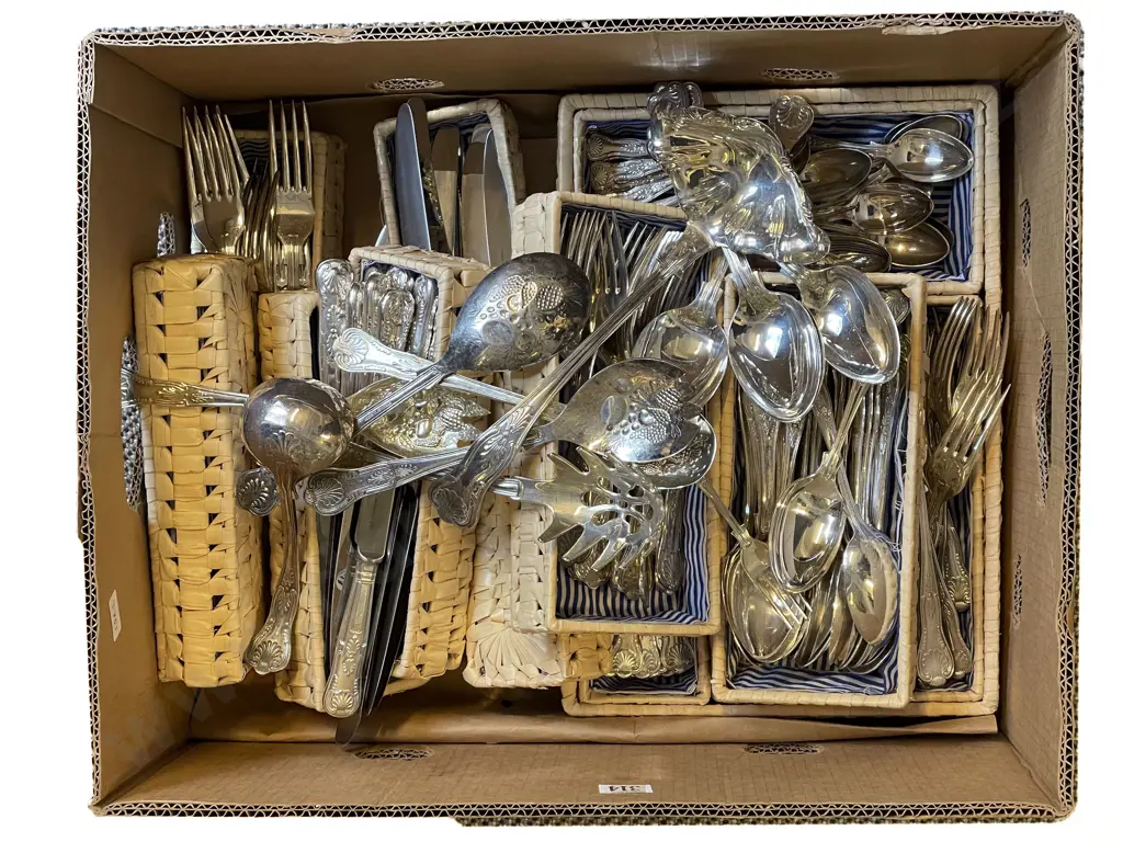 Mixed Manufacture Kings Pattern Cutlery Set Image 1++