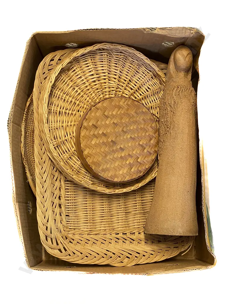 Stoneware Figure & Assorted Wicker Trays etc Image 1++