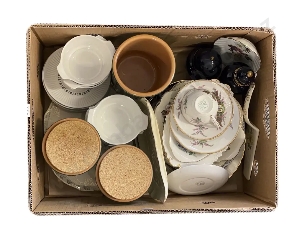 Box Quantity of Assorted Fancy China Image 1++