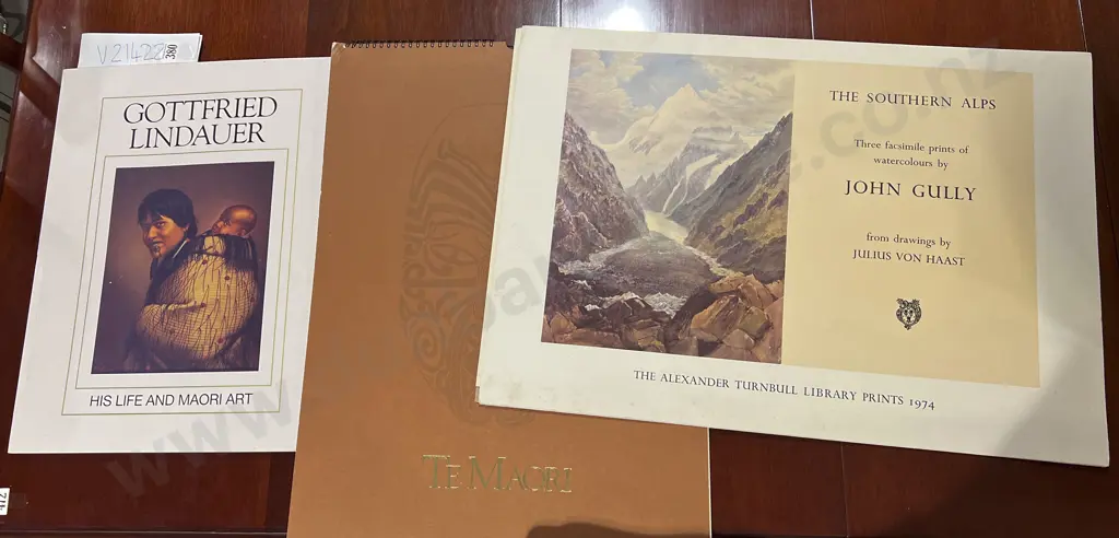 Te Maori 1985 Calendar together with G. Lindaur "His Life & Maori Art" Image 1++