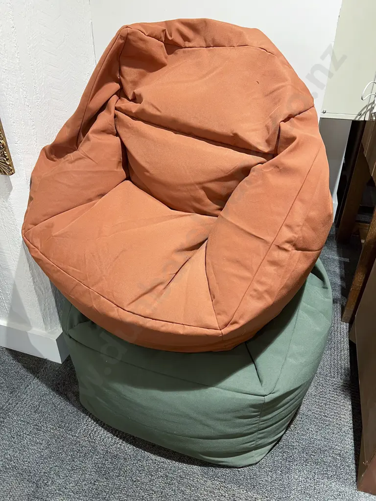 Two Bean Bag Chairs Image 1++