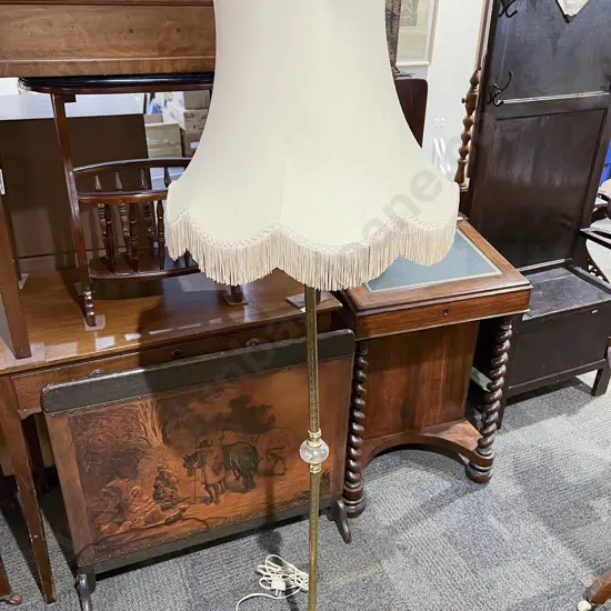 Brass standard Lamp