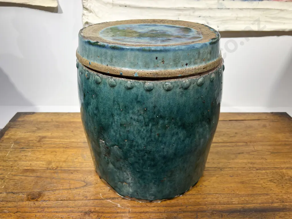 Glazed Pottery Lidded Planter Image 1++