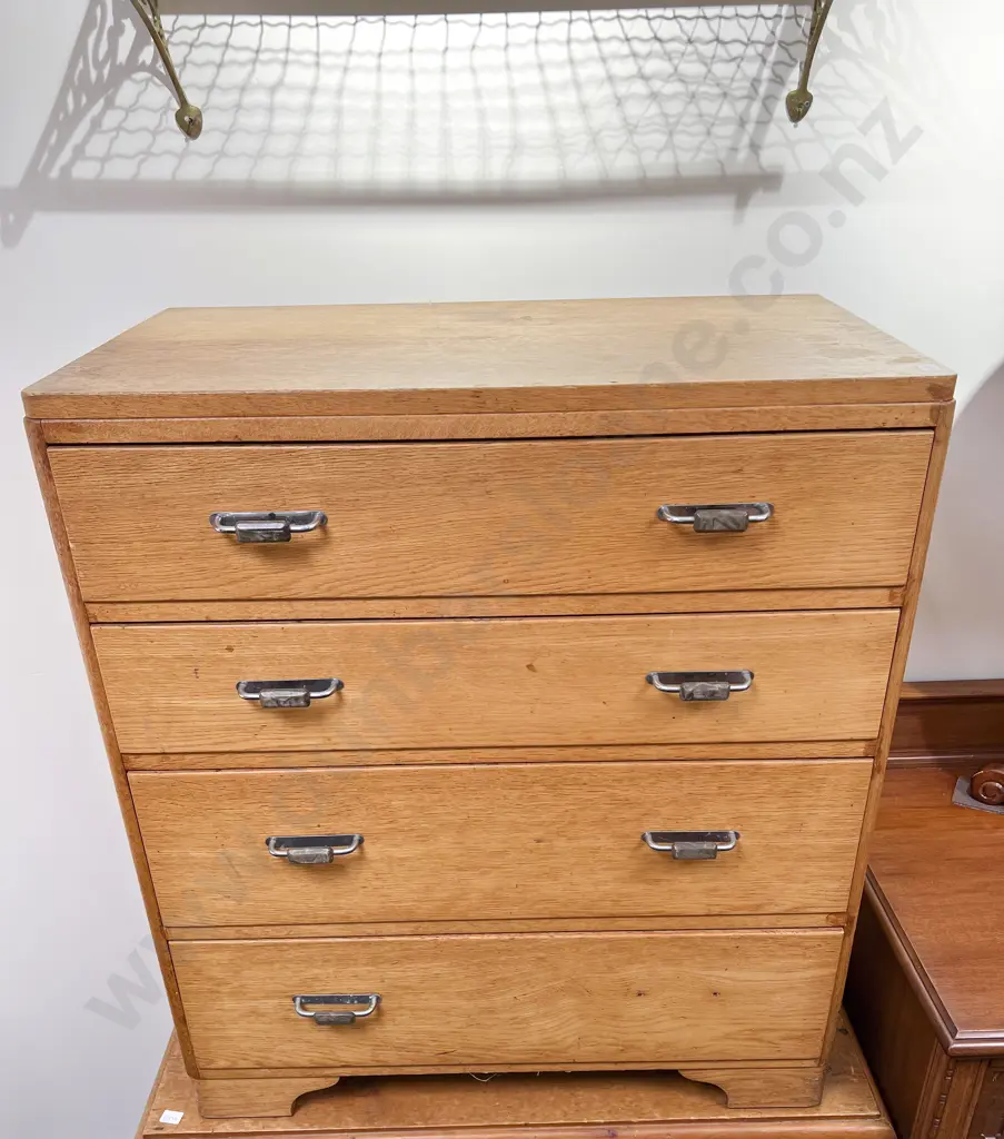 Oak Four Drawer Chest of Drawers Image 1++