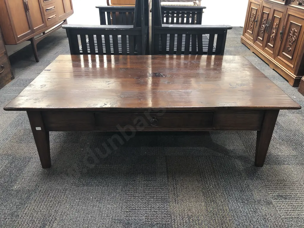Fine Quality Oak Rectangular Coffee Table Image 1++