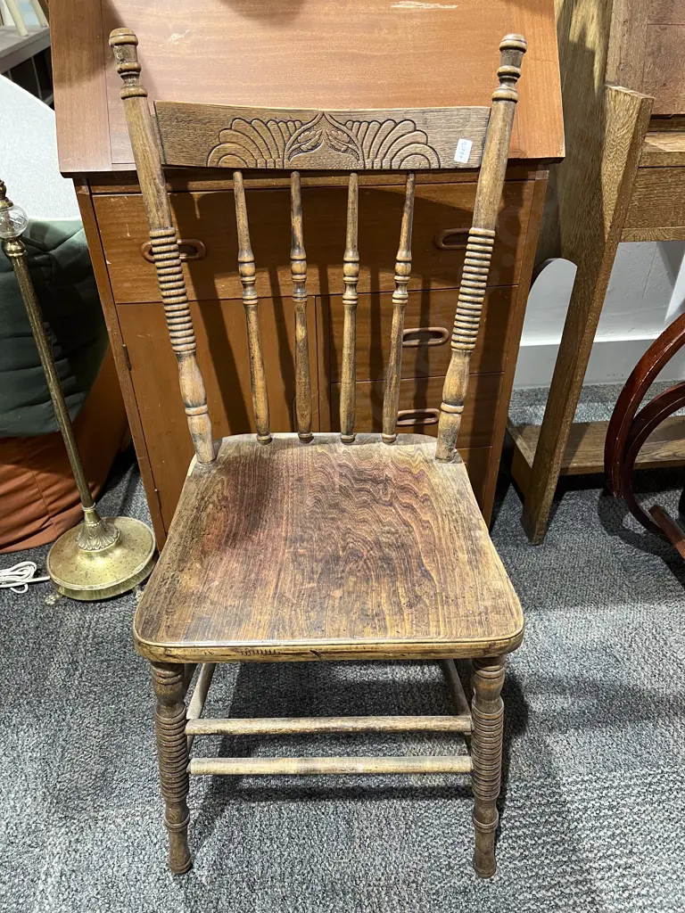 Stick Back Country Kitchen Chair Image 1++