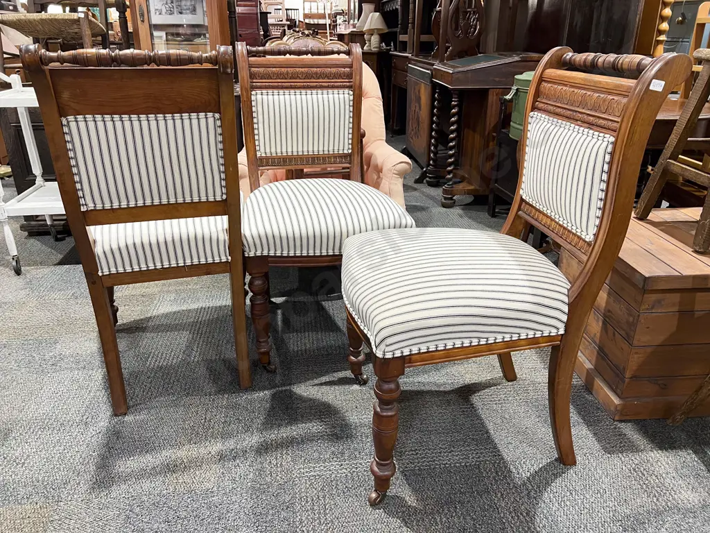 Set of Four Roll Back Dining Chairs Image 1++