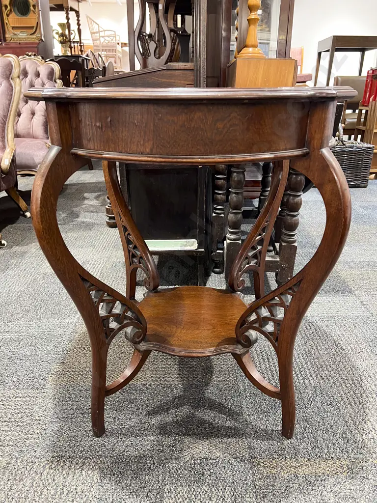 Vict. Mahogany Centre Table Image 1++