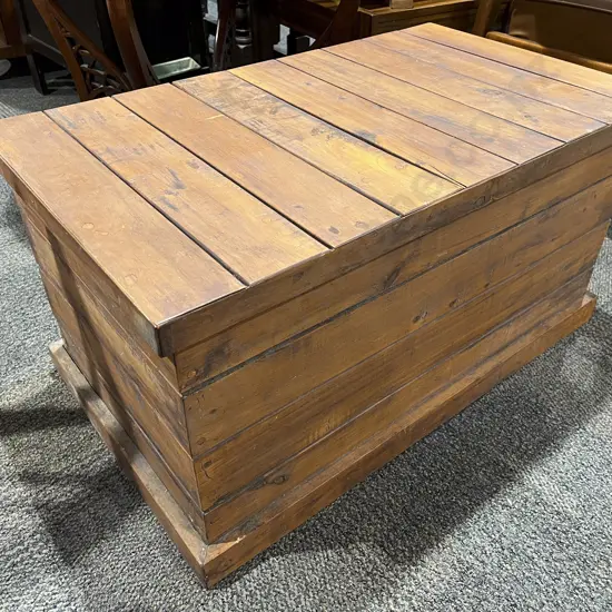 Plank Style Blanket Chest