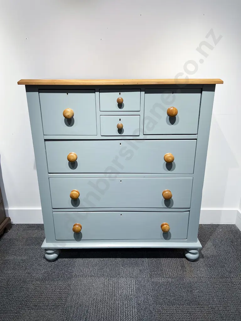 Painted Rimu Scotch Chest Image 1++