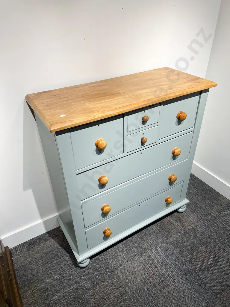 Painted Rimu Scotch Chest Image 1++