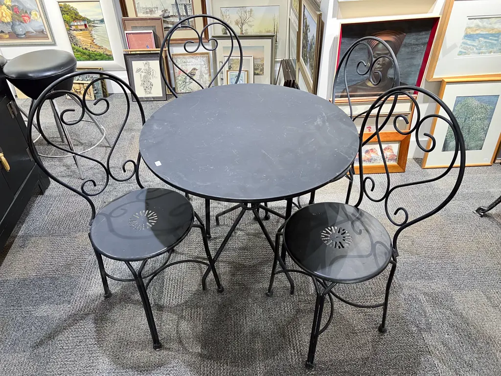 Wrought Metal Outdoor and Four Chairs Image 1++