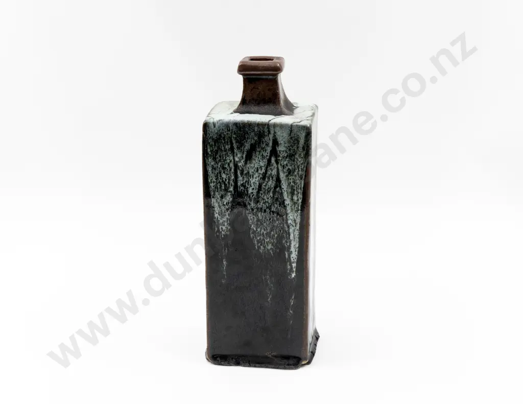 NZ Pottery Bottle Vase Image 1++