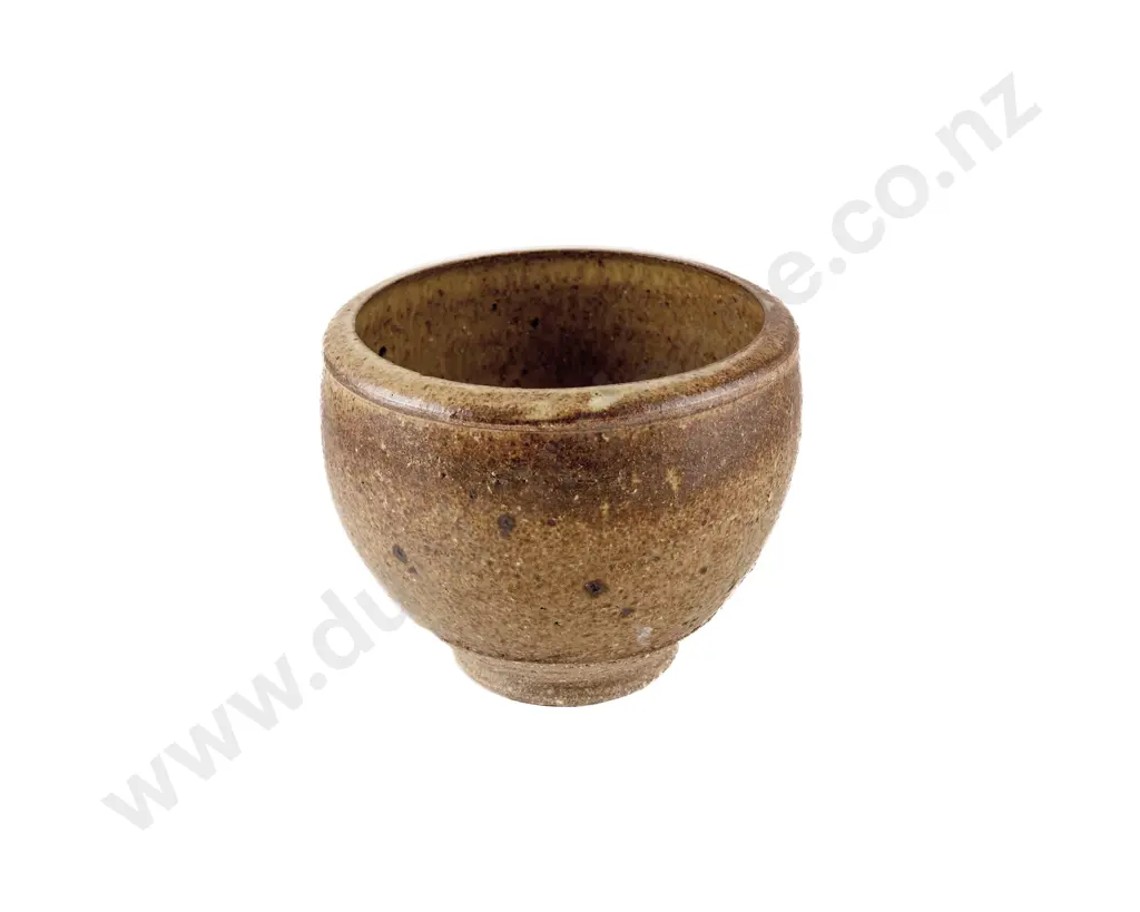 NZ Pottery Deep Bowl Image 1++