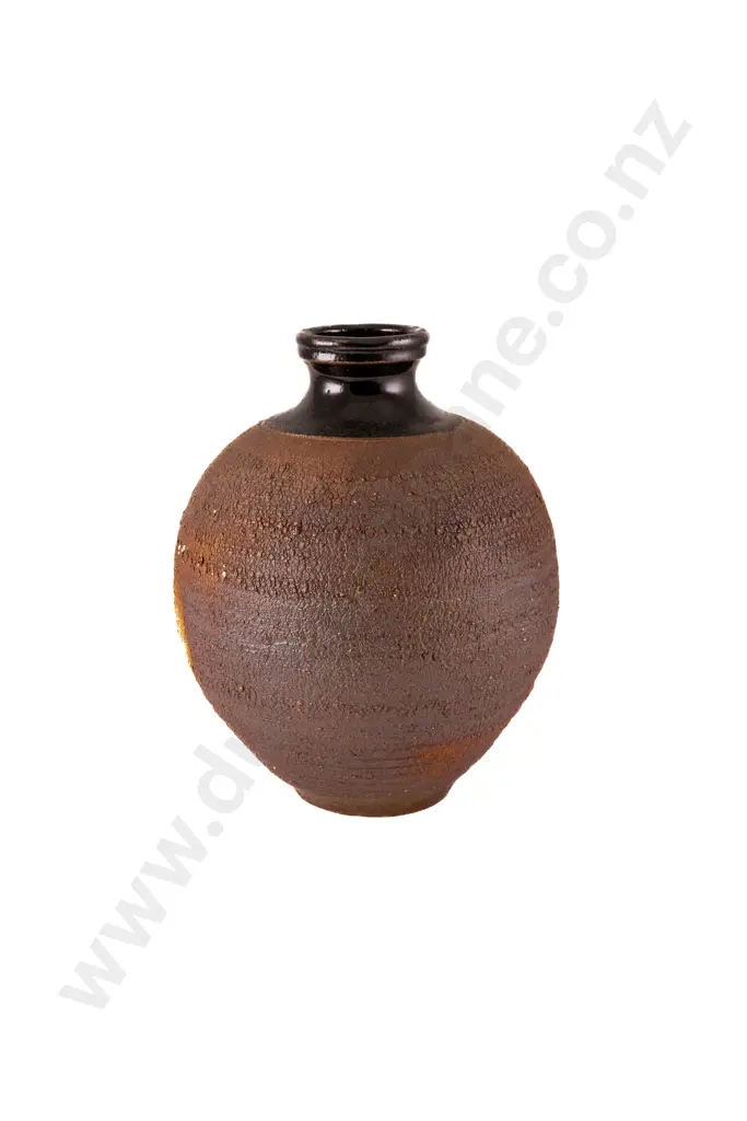Ann Bain Ovoid Vase Image 1++