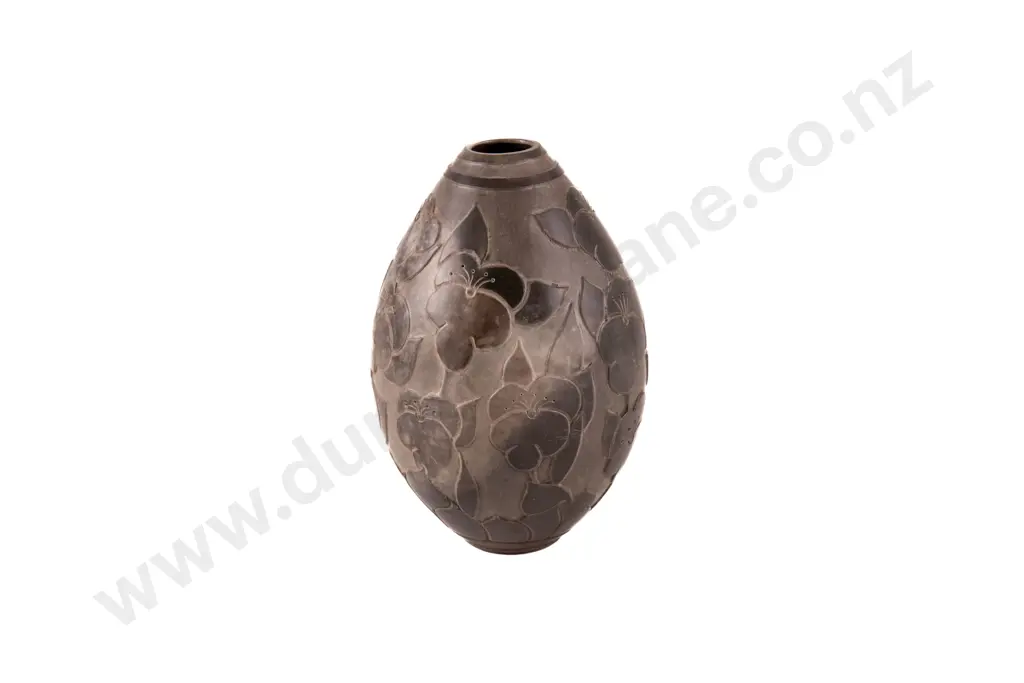 Waihi Pottery Ovoid Vase Image 1++