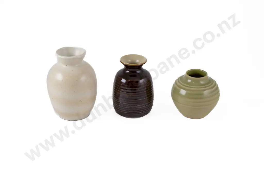 Three Carl Vendelbosch for Temuka Hand Potted Posy Pots Image 1++