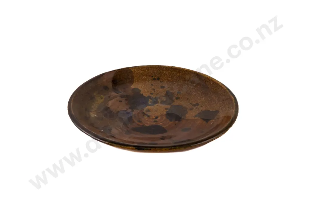 Footed Plate Image 1++