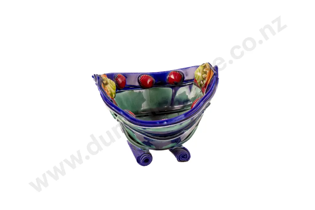 Katie Gold Footed Vessel Image 1++