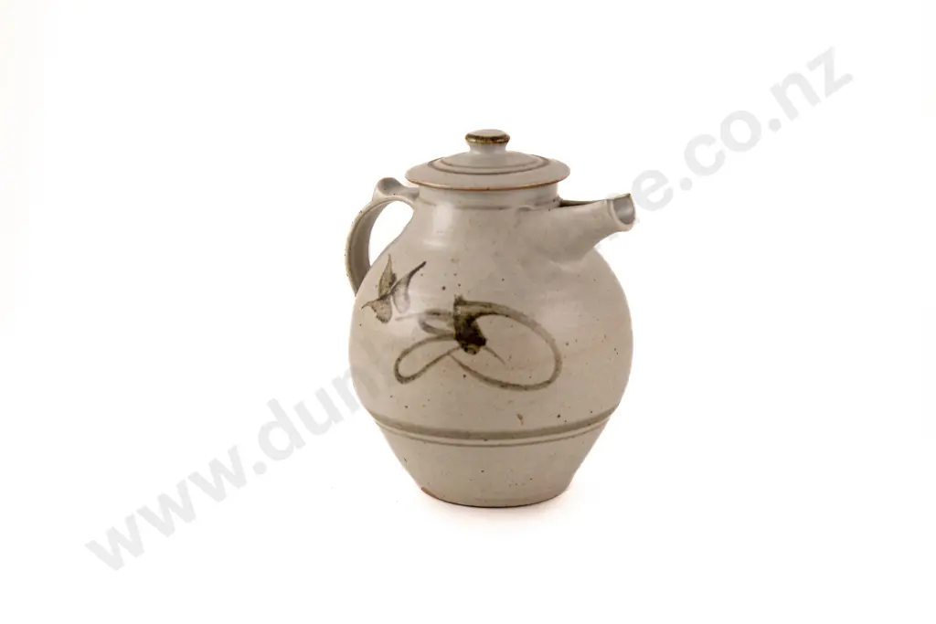 NZ Pottery Teapot Image 1++