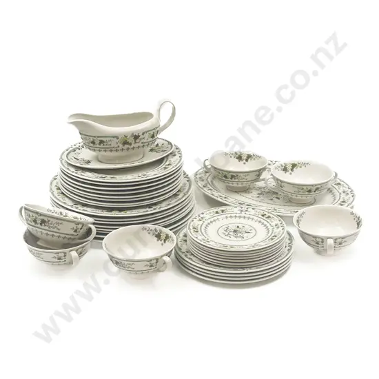 RD "Provincial" Pattern Part Dinner Service