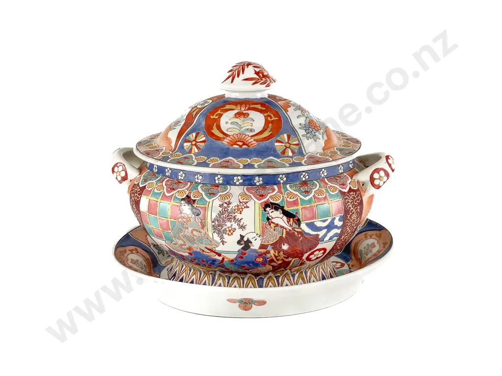 Imari Tureen and Dish Image 1++