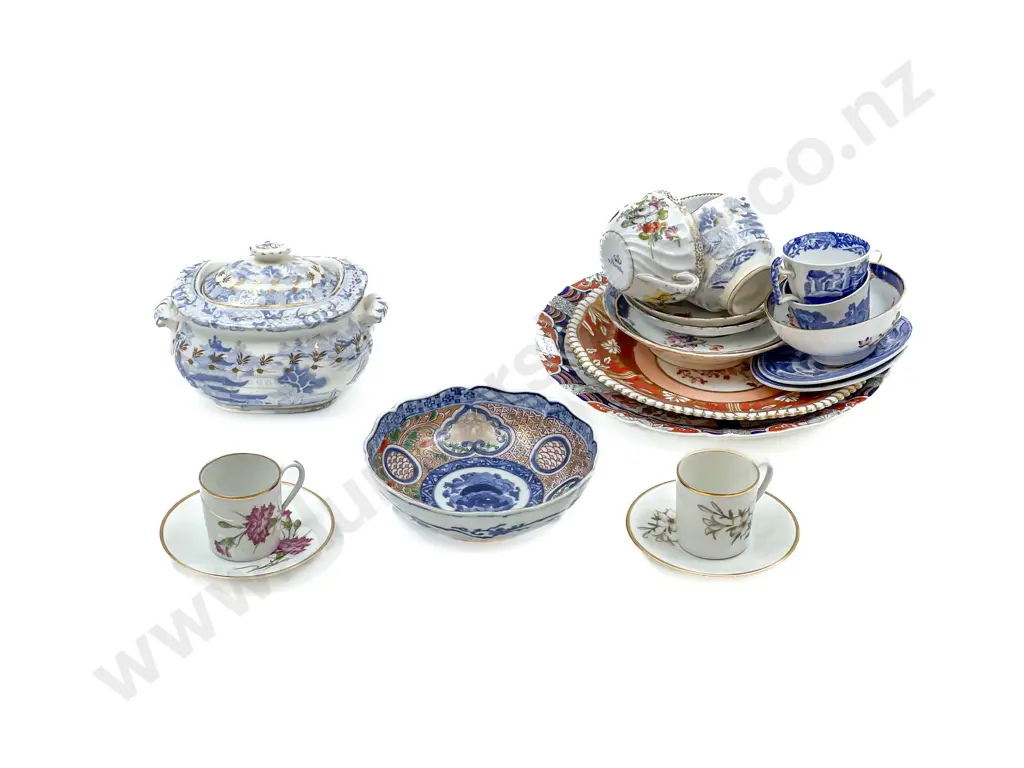 Small Quantity of Assorted China Image 1++