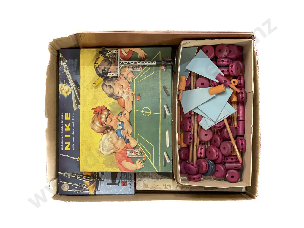 Box Quantity of Assorted Vintage Games Image 1++