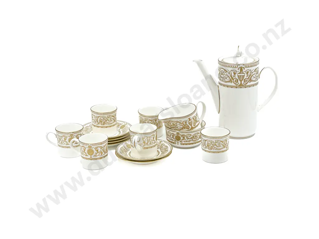 Royal Worcester "Hyde Park" Pattern Six Place Coffee Set Image 1++