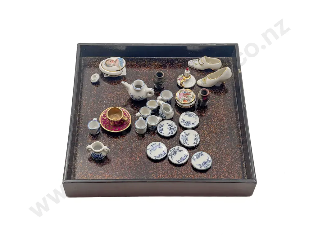 Quantity of Assorted China Miniatures in Lacquer Box Image 1++