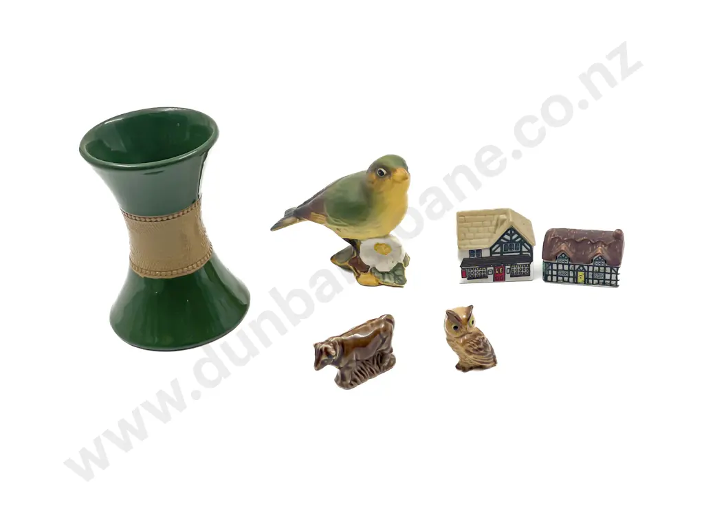 Small Quantity of Assorted Ornaments etc incl Wade & Beswick Image 1++