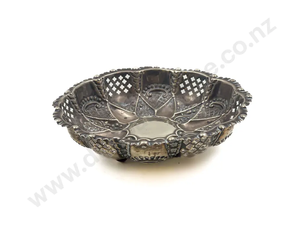 Sterling Bon Bon Dish Image 1++