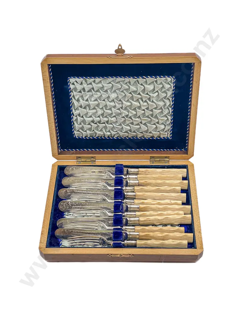 Canteen of Ivory Handled Cutlery Image 1++