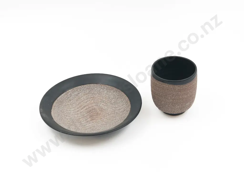 Peter Shearer Plate & Unomi Image 1++