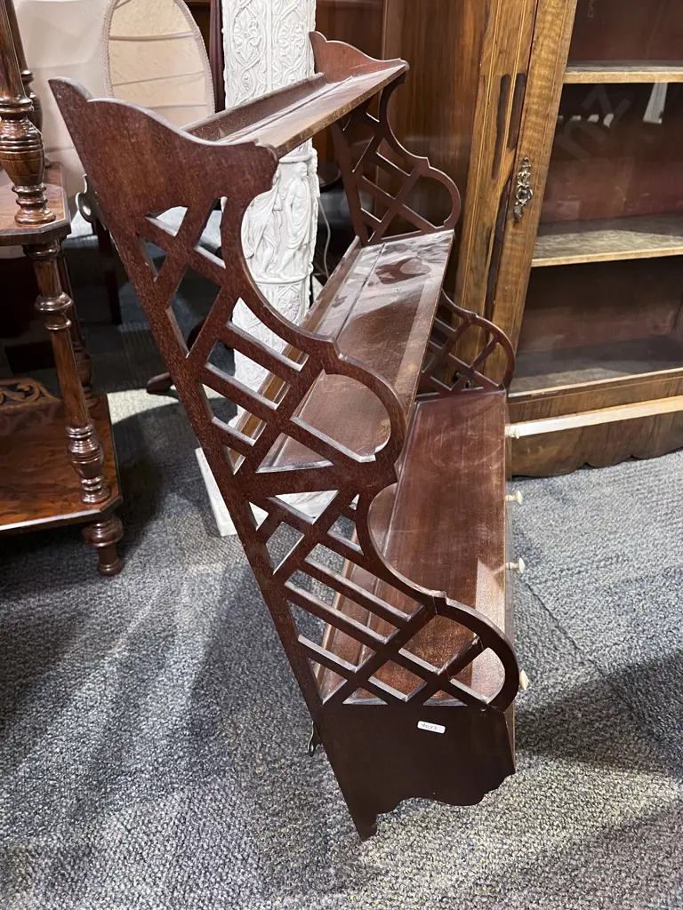 Edwardian Mahogany Inlaid Wall Shelf Image 1++