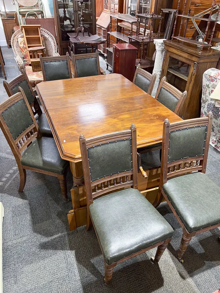 Colonial Kauri Extension Dining Table with Eight Dining Chairs Image 1++