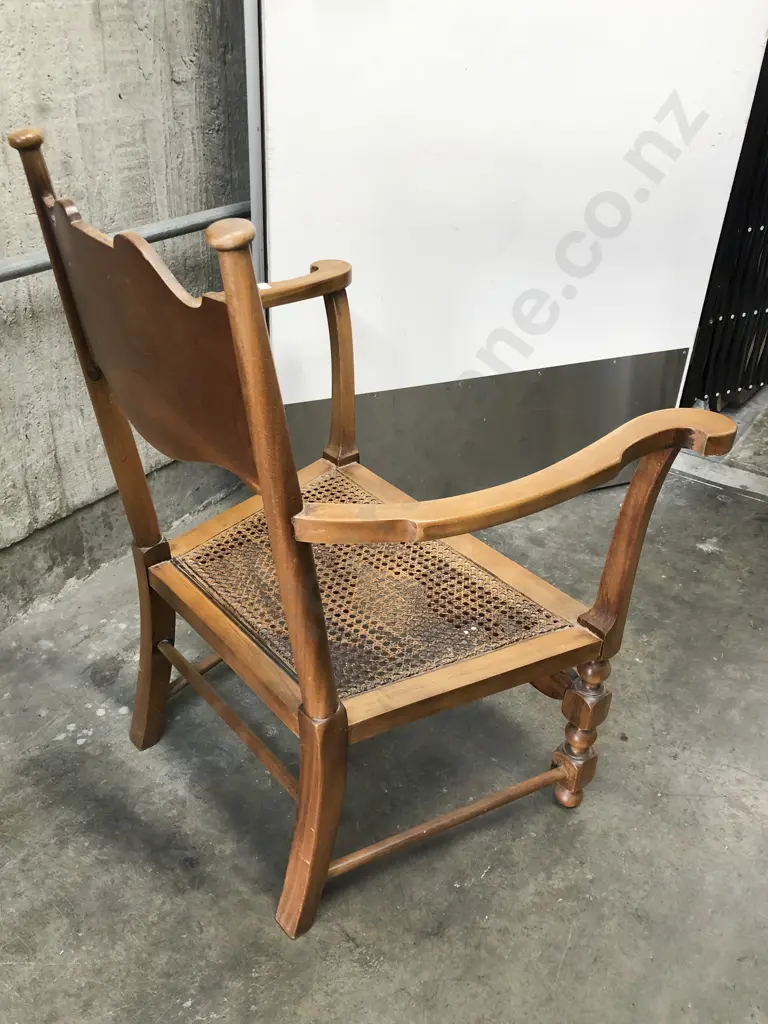 Wycombe Seated Armchair Image 1++