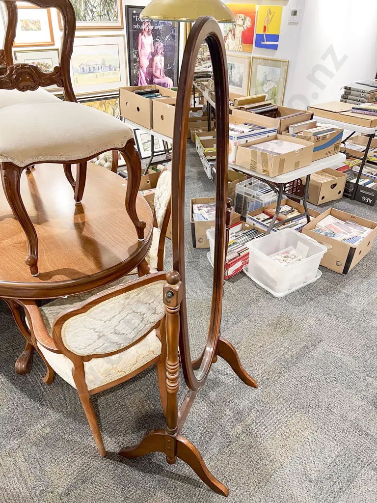 Mahogany Cheval Mirror Image 1++
