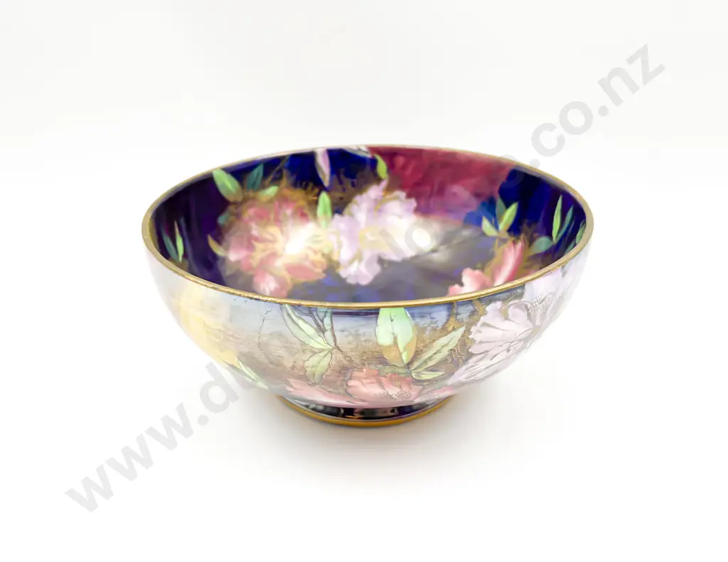 Maling Footed Bowl Image 1++