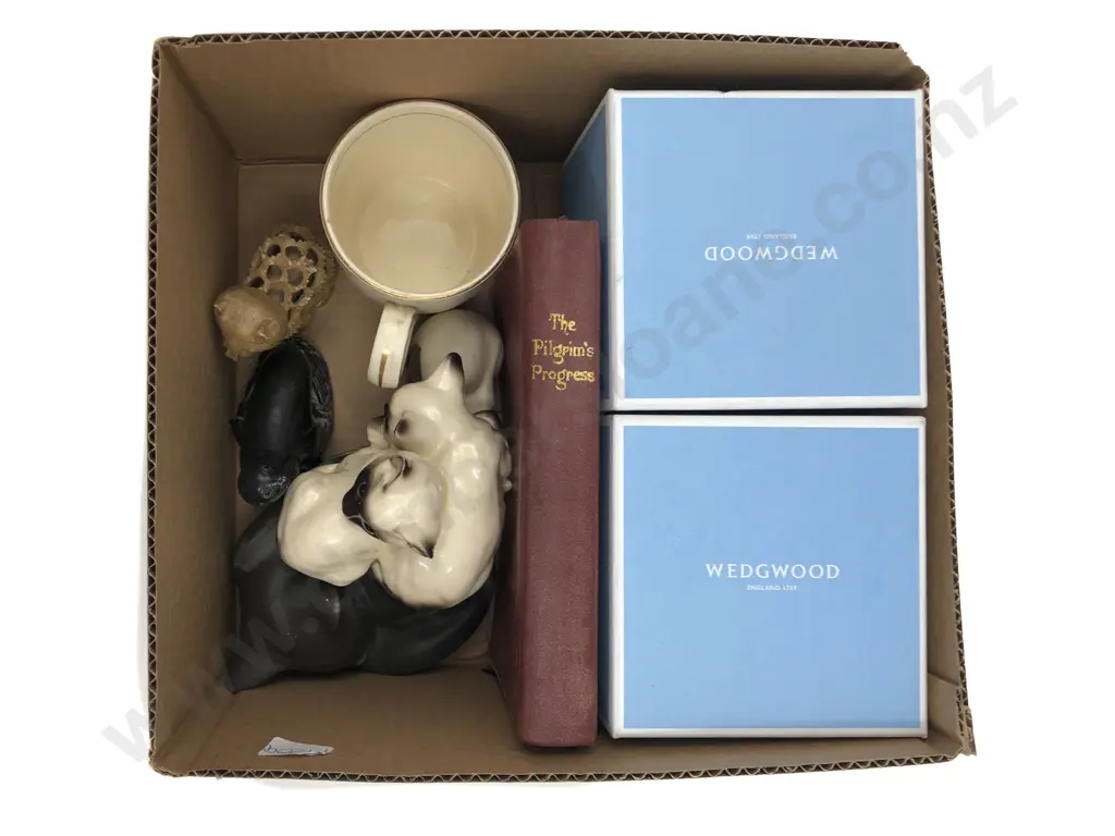 Quantity of Assorted Including Boxed Wedgwood and RD etc Image 1++