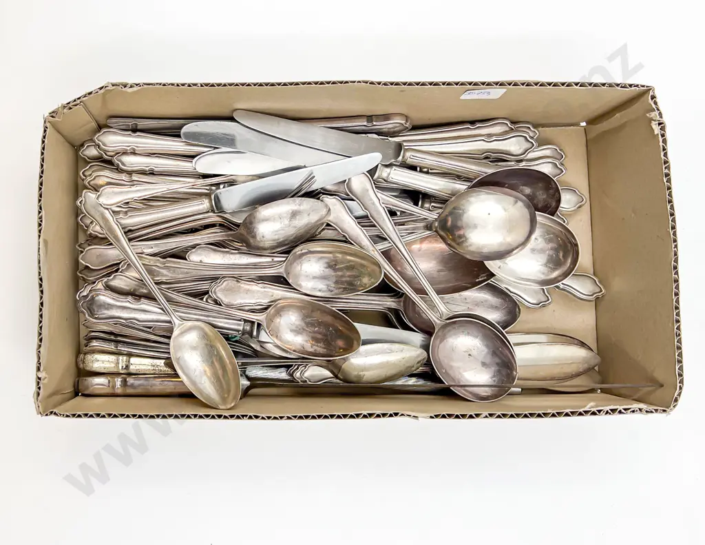 Quantity of Assorted Cutlery Image 1++