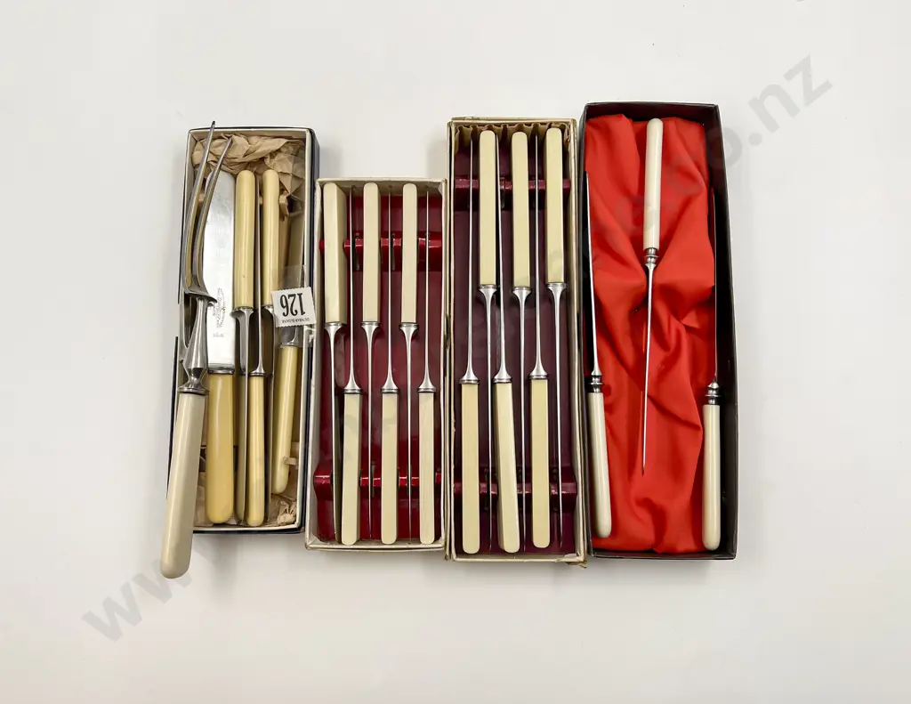 Four Assorted Boxed Cutlery Image 1++