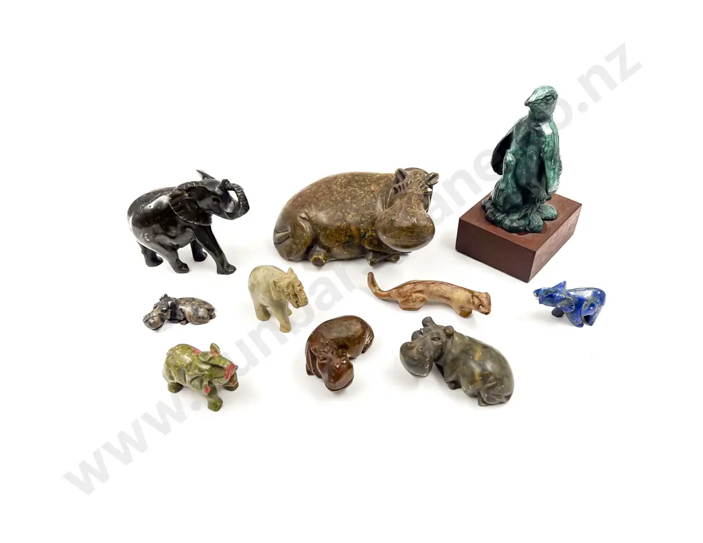 Qty of Assorted Hardstone Animal Ornaments together with Bronze Penguin Image 1++